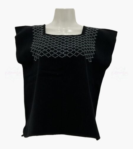 Huipil artesanal negro rombos, elaborado en telar de cintura